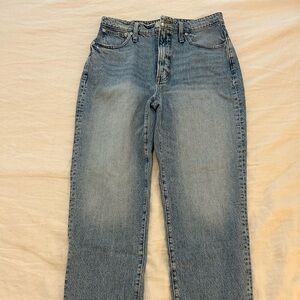 Madewell curvy perfect straight jean